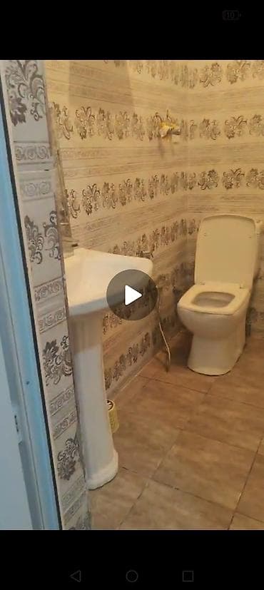 savalan yaşayış massivi: Dasbazari 2 mertebe bina evidi esyali 220m bos 180m isti poldu, makler — 1