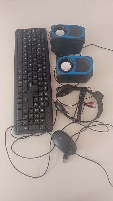 Kompyuter aksesuarları dəsti Tərkib: - Tam ölçülü simli klaviatura