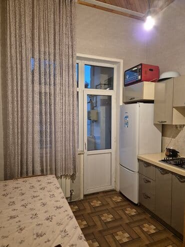 otaq qaplsl: 9-cu mikrarayonda Nəsimi metrosuna yaxın 17 mərtəbənin 2 ci — 2