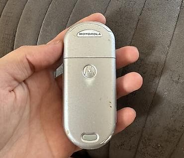 motorola w205: Motorola rəng - Gümüşü, Düyməli — 2