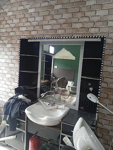 berber salon mebeli: Bərbər/xair salonu üçün avadanlıq dəsti Satışda salon komplekti: - — 5