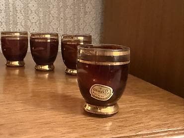 Bohemia şüşə likör dəsti - Tərkib: 1 qrafin (qapaqlı) + 6 ədəd balaca — 2