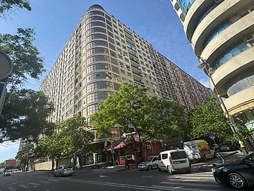 2 otaqlı, Yeni tikili, 64 kv. m — 3