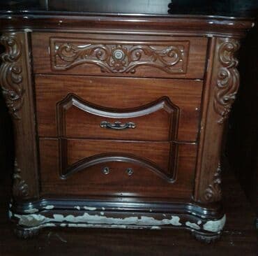 где купить старую мебель: 2 односпальные кровати, Шкаф, Трюмо, 2 тумбы, Малайзия, Б/у — 3