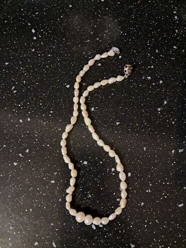 xari bulbul yaxa sancagi: Boyunbağı — 1