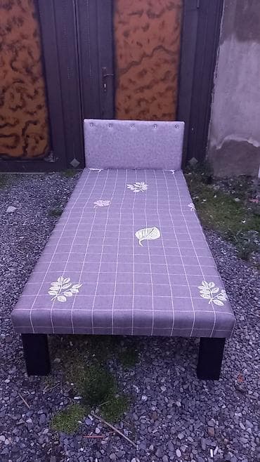 boş: Təzə çarpayılar — 2