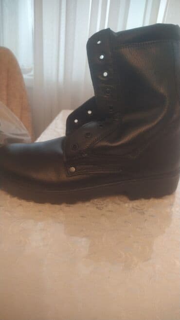 rezin botlar: Tezedir. Razmer 43 — 1