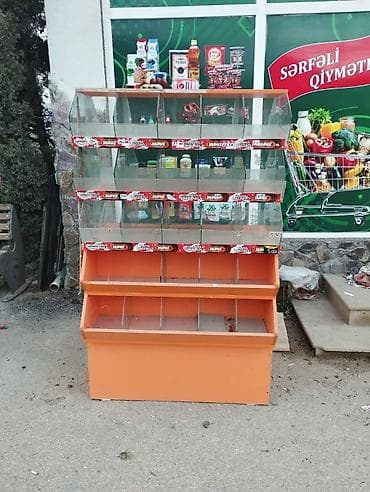 Mağaza üçün vitrin və satış stendi - Üst hissə: Şüşə bölmələrdən — 1