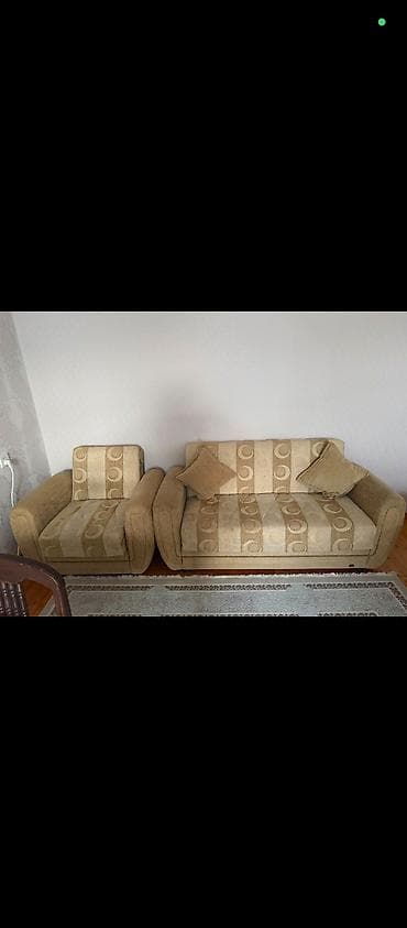 Klassik bej rəng palitrasında 2 hissəli yumşaq mebel dəsti: - 1 ədəd