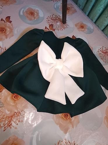 ana bala donları: Qız uşaqları üçün zərif paltar - Rəng: tünd yaşıl - Model: uzunqol — 1