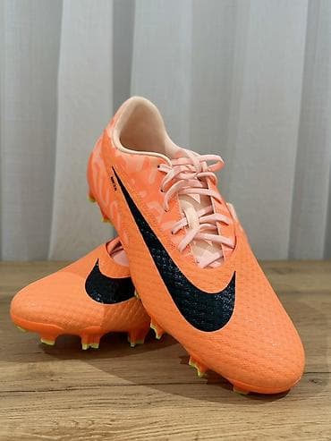 Butslar: Butslar Nike, Ölçü: 38, Yeni — 1