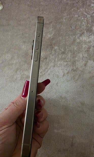 Mercedes-Benz: IPhone 15 Pro Max, 256 GB, Desert Titanium, Face ID — 5