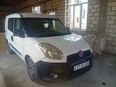 bmw e60 m: Fiat Doblo: 2 l | 2015 il 386685 km Sedan — 7