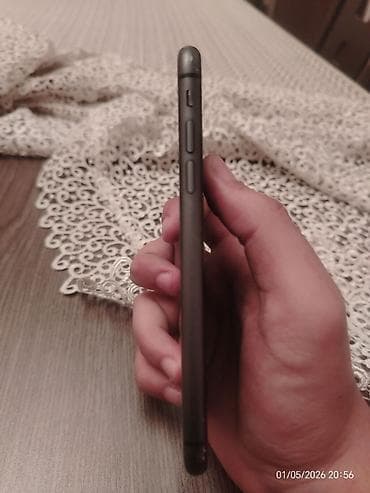 ıphon: IPhone 11, 128 GB, Qara — 8