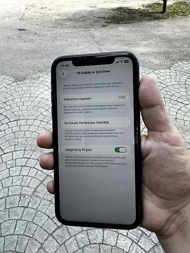 dreamstar smart plus: IPhone 11, 64 GB, Qara, Face ID — 7