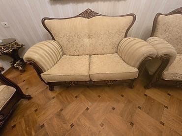 kagiz qebulu: Klassik üslubda yumşaq mebel dəsti - Tərkib: 3 yerlik divan, 2 yerlik — 4