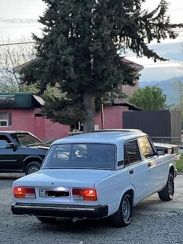 Продажа авто: Lada sedan – klassik model - Kuzov: 4 qapılı sedan, ağ rəng - Salon — 4