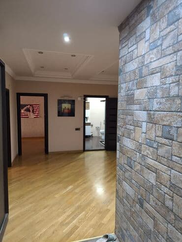 kirayə qarayev: 4 otaqli temirli satilir — 3