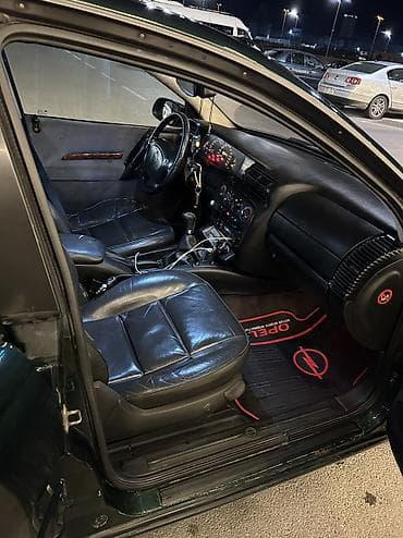 opelər: Opel Omega: 2 l | 1994 il 450000 km Sedan — 8