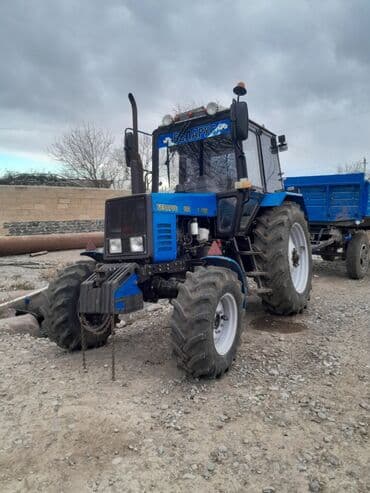 Traktir saz vezyetde 4 dene teze teker ağir isde isdemiyib açilan yeri