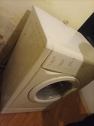 Indesit önyükləməli paltaryuyan maşın - Ön yükləmə, şüşəli iri lyuk - — 3