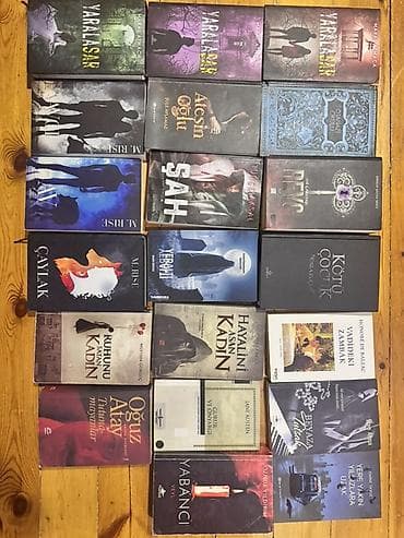 Klassik və müasir ədəbiyyatdan geniş seçimli kitab toplusu. Dəstdə — 1