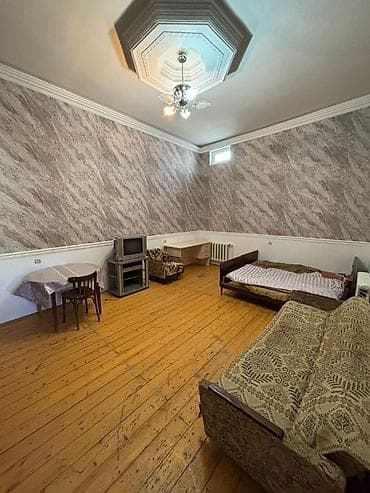 Kirayə mənzillər: Yasamalda insatclar metrosuna yaxın bir otaglı heyet evi kirayə — 2