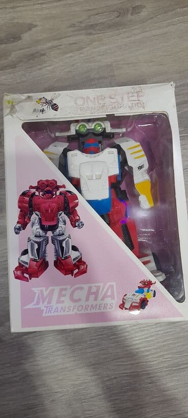 Az islenmis hen robot hem masin,musiqili duymeleri var . 15man