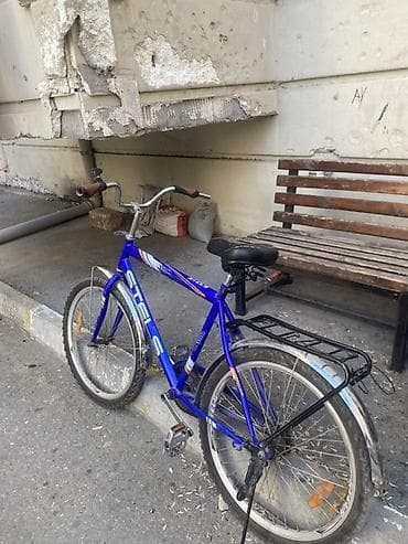 kuzali velosiped: Stels şəhər/trek tipli velosiped - Rəng: mavi, ağ və narıncı — 1
