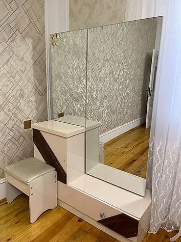mdf mebel: Yataq otağı mebel dəsti Tərkibi: - Geniş sürgülü qapılı şkaf: krem — 1