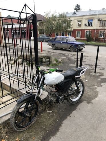 Alfa Romeo: Moped/motosiklet – custom yığma, şəhər və kənd yolları üçün sadə və — 1