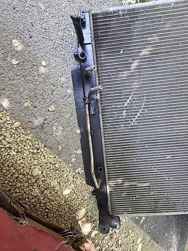 accent 2002: Avtomobil radiatoru – Toyota RAV4 2002 üçün - Ehtiyat hissəsi nömrəsi — 4