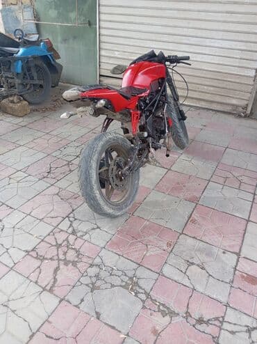 maskilet: Barter var — 4