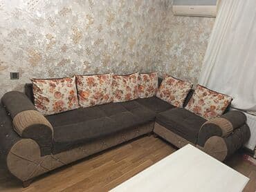 Столы и стулья: Диван, Б/у — 1