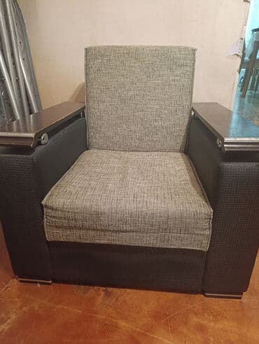 Divan və masa dəstləri: İşlənmiş, Kreslo, Parça, Kredit yoxdur, Çatdırılma yoxdur — 1