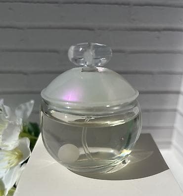 Şəxsi əşyalar: Fransız original ətir 40 azn 100 ml ( Adore-dan 90 azn-ya alinib) — 3