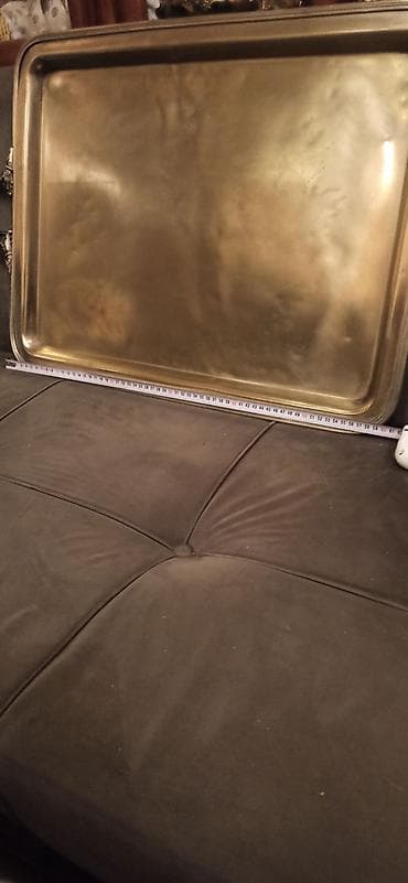 Məhsul: Dekorativ metal dəst – böyük servis sinisi və 2 ədəd şüşə qab