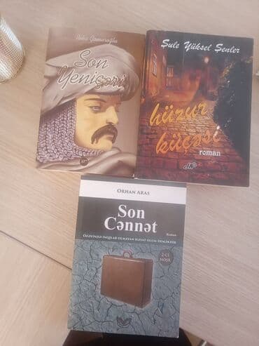 Satılır: 3 ədəd kitab paketi - cemi 6 manata. Azerbaycan