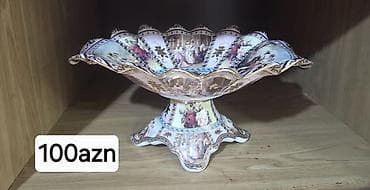 Qızılı naxışlı dekorativ porselen meyvə qabı - Material: parlaq şirli