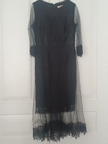 красивые платья на прокат в баку: - Qara-qırmızı uzun ziyafət donu: yuxarı və ətək hissədə qırmızı fon — 3