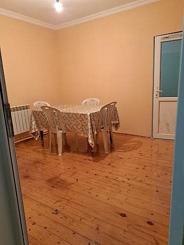 qalada heyet evleri: 3 otaqlı həyət evi - Ayrı həyətli, daş hasarlı kiçik ev - Daxili — 5