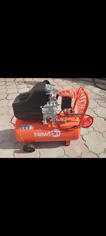 Hava kompressoru.Newton 50 L.
1 dəfə istifadə olunub 
Tam işləkdir — 1