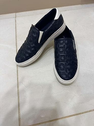 Мокасины и лоферы: - Brend: Calvin Klein (CK loqolu)
-9 M razmer)39-40
 Cox az geinlib — 1