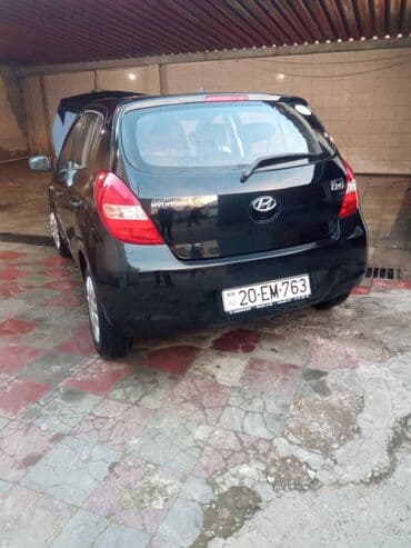 09 masini: Hyundai i20: 1.3 l | 2010 il Hetçbek — 3