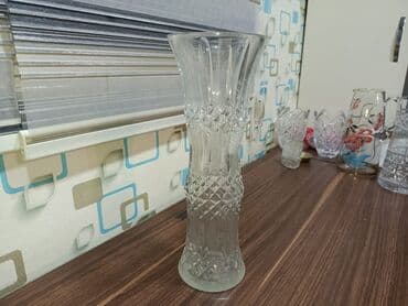 beqoniya gülü: Bir vaza, Xrustal — 6