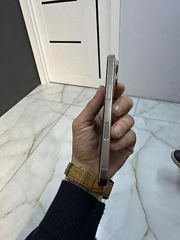 iphone 17 pro max qiymət: IPhone 16 Pro, 128 GB, Matte Gold, Zəmanət, Simsiz şarj, Face ID — 4