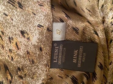 шуба из овчины азербайджанская: Yunanistandan getirilmish, qizili torpaq rengli, boynu sobol, norka — 4