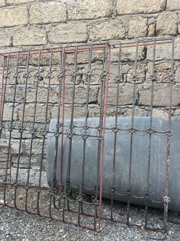 dəmir raşotkalar: Dəmir pəncərə barmaqlığı təklif olunur. Barmaqlıqlar əsasən uzun və — 1