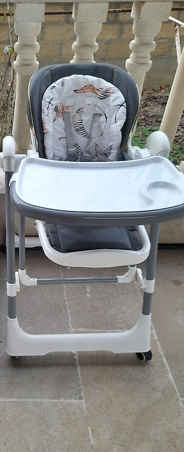 pitaya: İki məhsul dəsti – uşaq yemək stulu və uşaq gəzdirəni (walker). - — 2