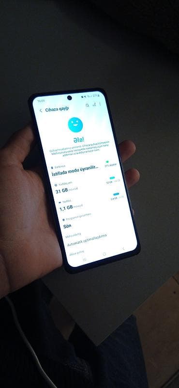 samsung galaxy s10 plus qiymeti: Samsung Galaxy A51, 64 GB, rəng - Ağ, İki sim kartlı — 3